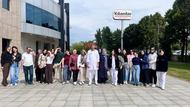 İZÜ Öğrencilerinden Kaanlar Gıda’ya Teknik Gezi